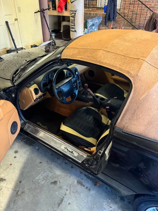 1992 Mazda NA MX-5 Miata - Image 4 of 11