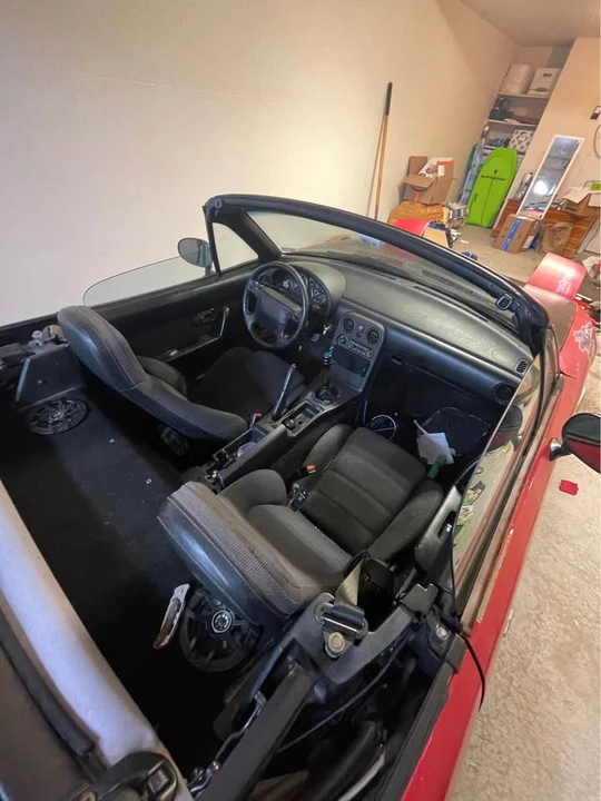 1992 Mazda NA MX-5 Miata - Image 3 of 7