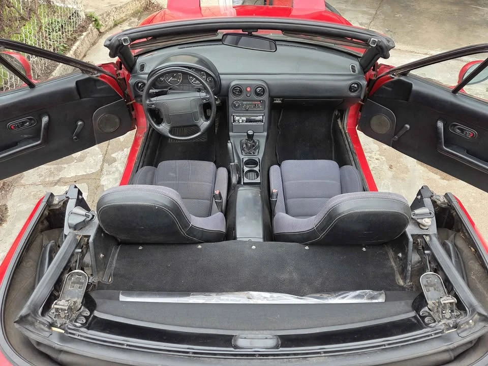 1992 Mazda NA MX-5 Miata - Image 7 of 14
