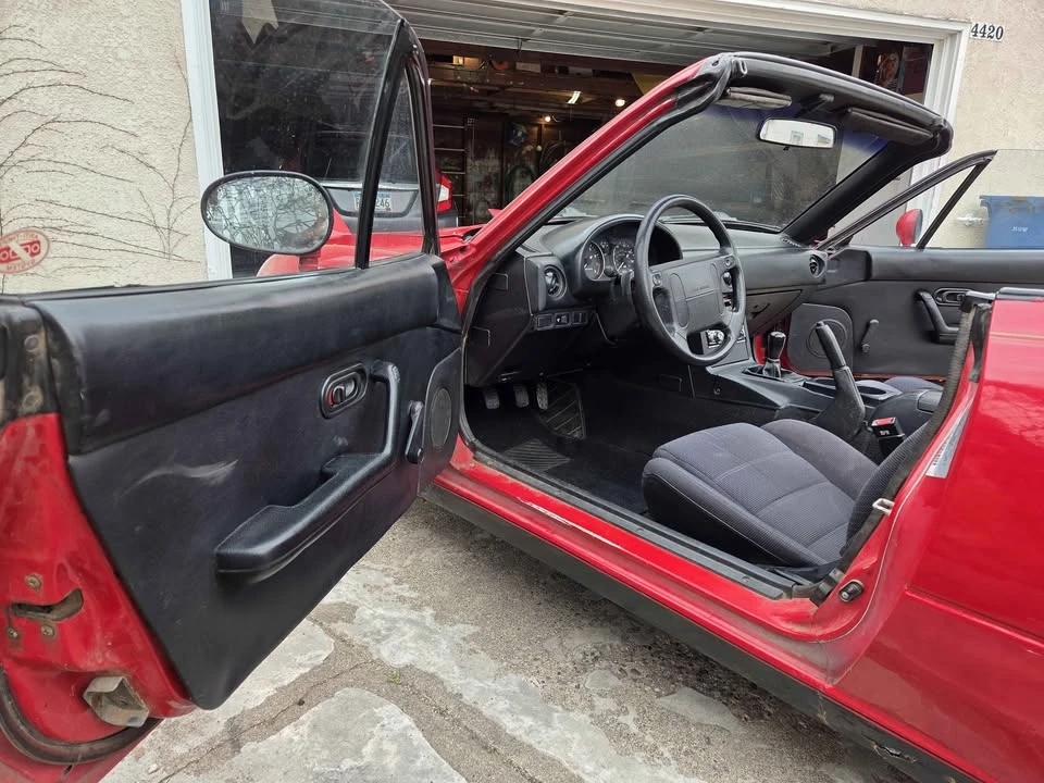 1992 Mazda NA MX-5 Miata - Image 6 of 14