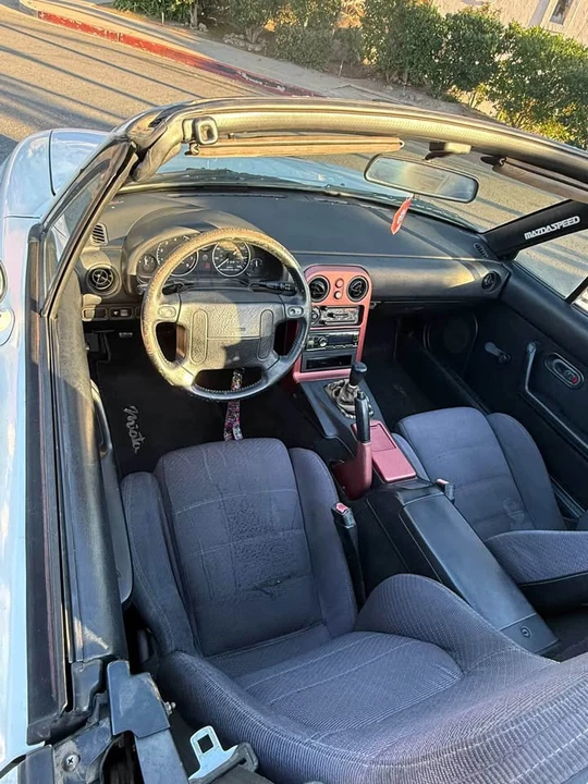 1992 Mazda NA MX-5 Miata - Image 7 of 9