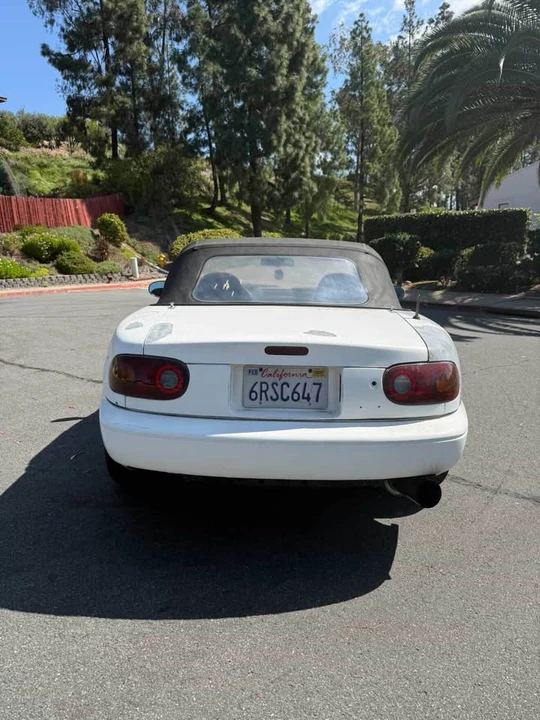 1992 Mazda NA MX-5 Miata - Image 3 of 9