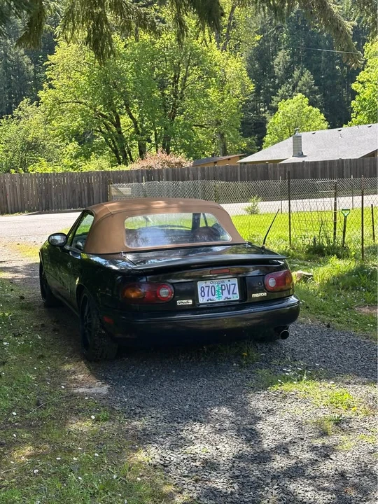 1992 Mazda NA MX-5 Miata - Image 5 of 12