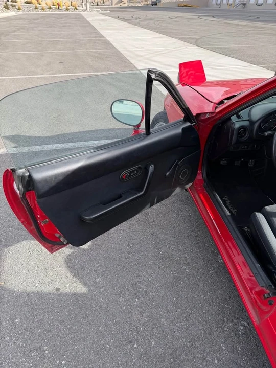 1992 Mazda NA MX-5 Miata - Image 8 of 19