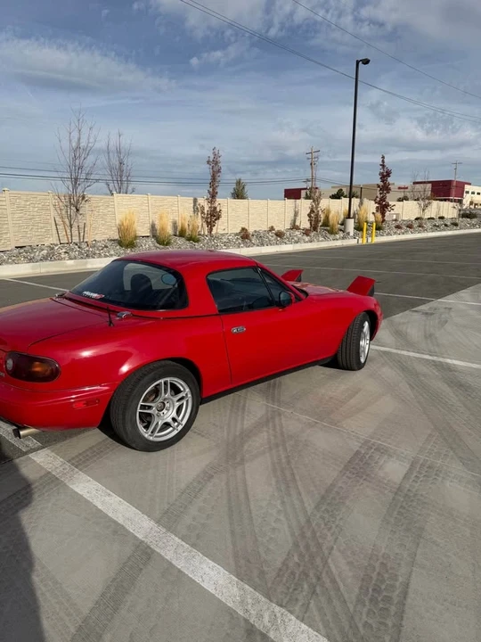 1992 Mazda NA MX-5 Miata - Image 2 of 19