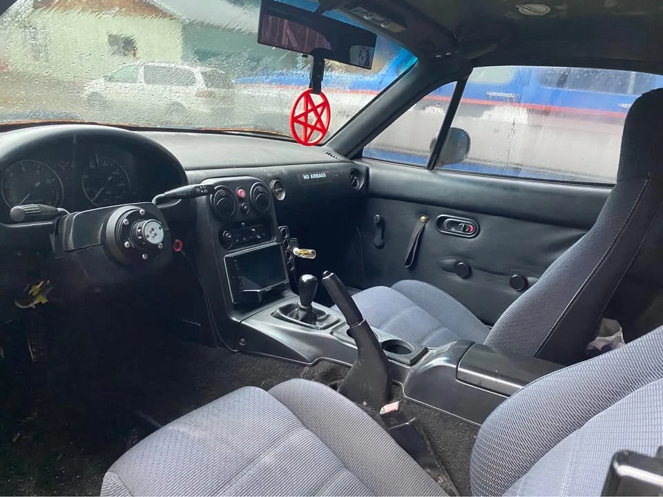 1992 Mazda NA MX-5 Miata - Image 5 of 10