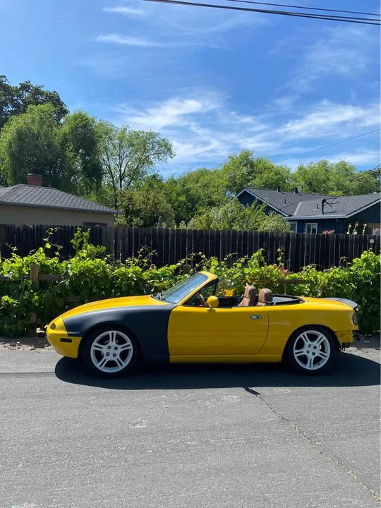 1992 Mazda NA MX-5 Miata - Image 10 of 17
