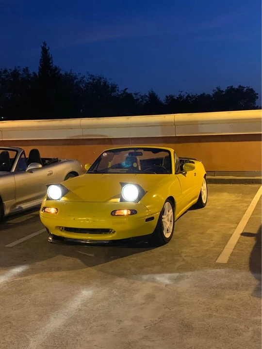 1992 Mazda NA MX-5 Miata - Image 14 of 17