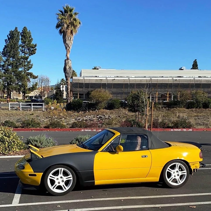 1992 Mazda NA MX-5 Miata - Image 8 of 17