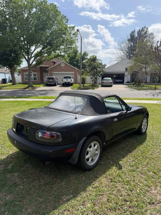 1992 Mazda NA MX-5 Miata - Image 9 of 13