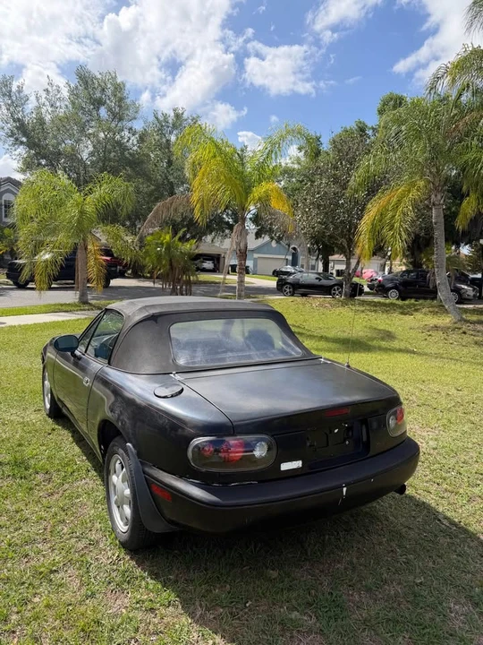 1992 Mazda NA MX-5 Miata - Image 7 of 13