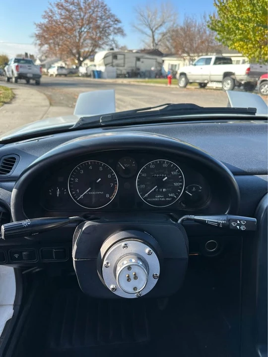 1992 Mazda NA MX-5 Miata - Image 9 of 14