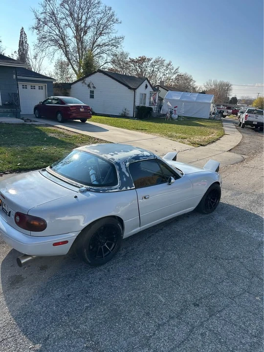 1992 Mazda NA MX-5 Miata - Image 3 of 14