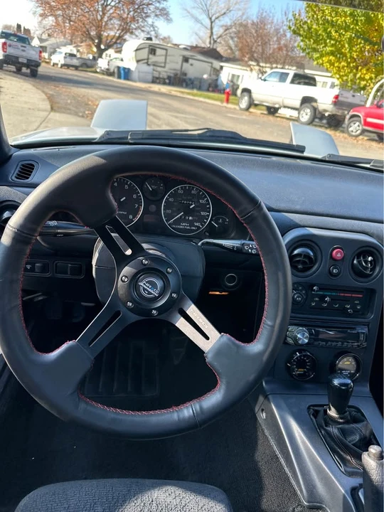 1992 Mazda NA MX-5 Miata - Image 8 of 14