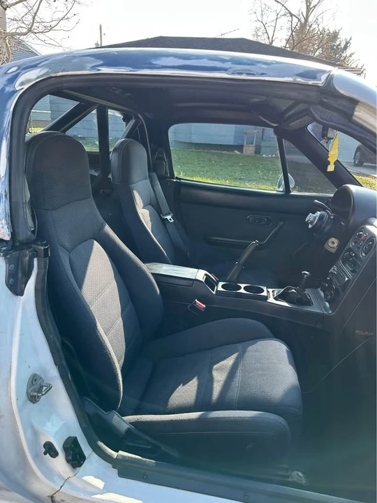 1992 Mazda NA MX-5 Miata - Image 12 of 14