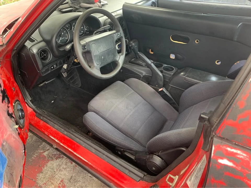 1992 Mazda NA MX-5 Miata - Image 10 of 11