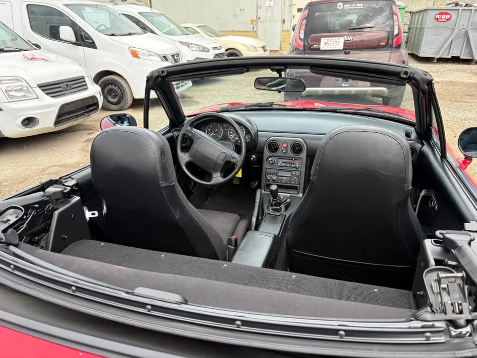1992 Mazda NA MX-5 Miata - Image 11 of 11