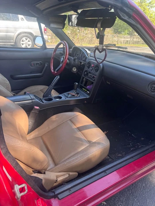 1992 Mazda NA MX-5 Miata - Image 4 of 15