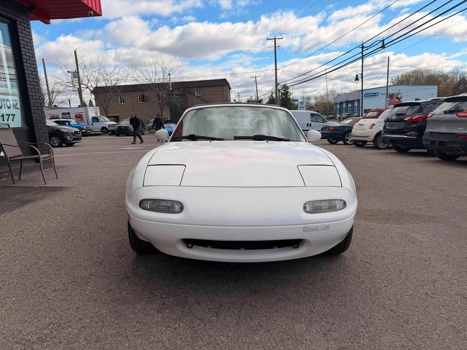 1992 Mazda NA MX-5 Miata - Image 3 of 11