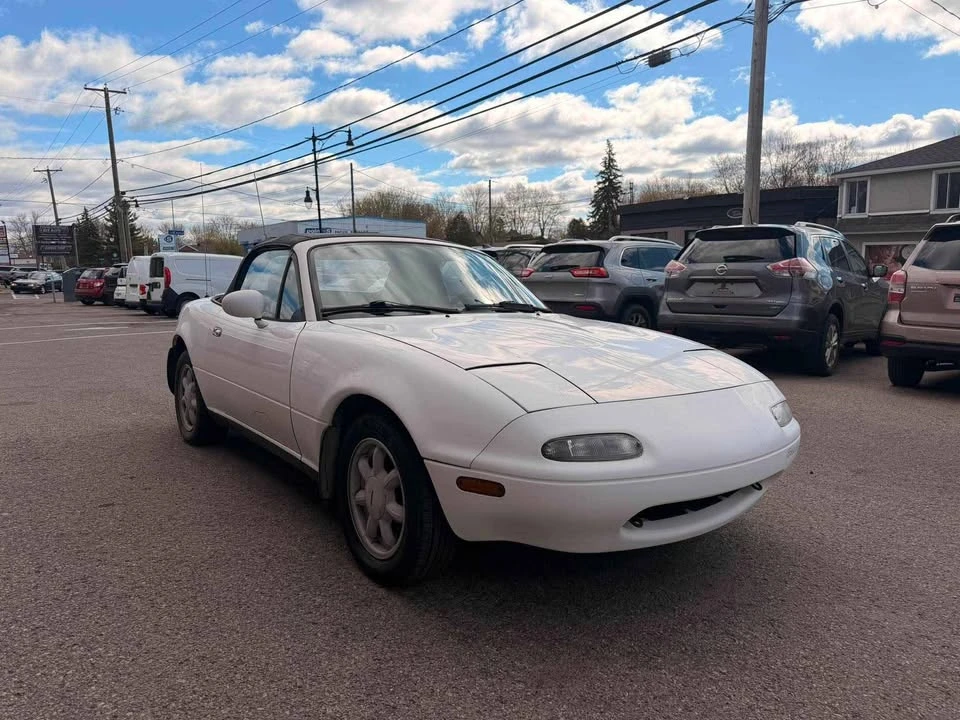 1992 Mazda NA MX-5 Miata - Image 4 of 11