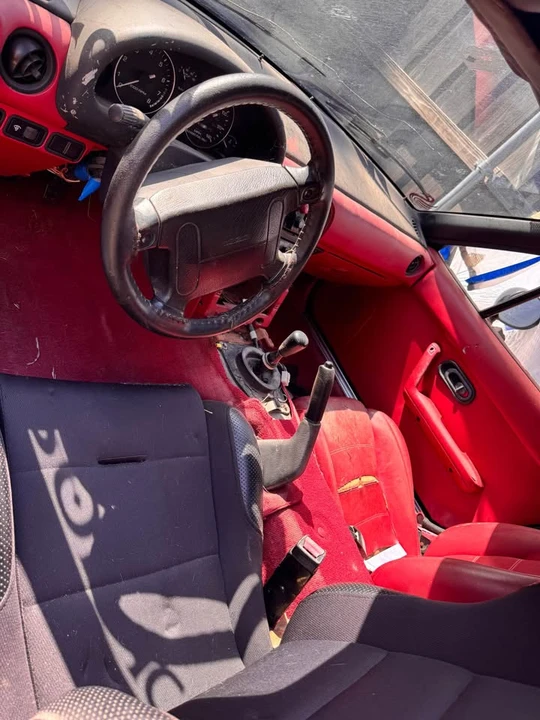 1992 Mazda NA MX-5 Miata - Image 5 of 5