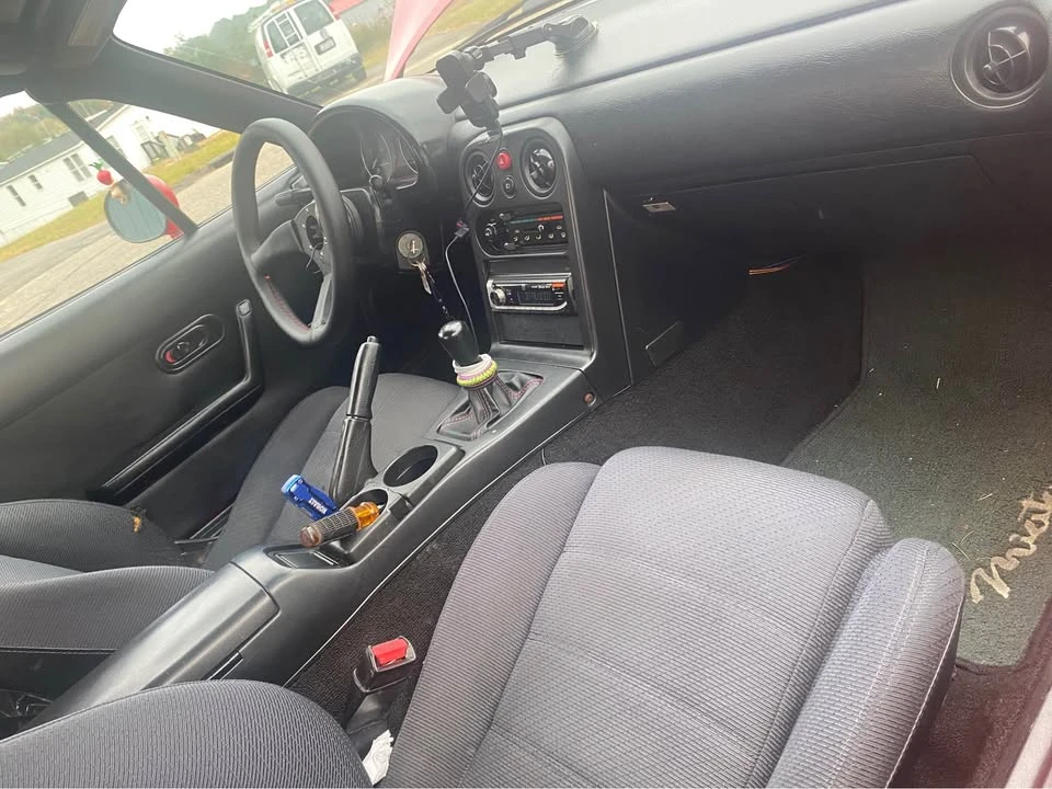 1992 Mazda NA MX-5 Miata - Image 5 of 5