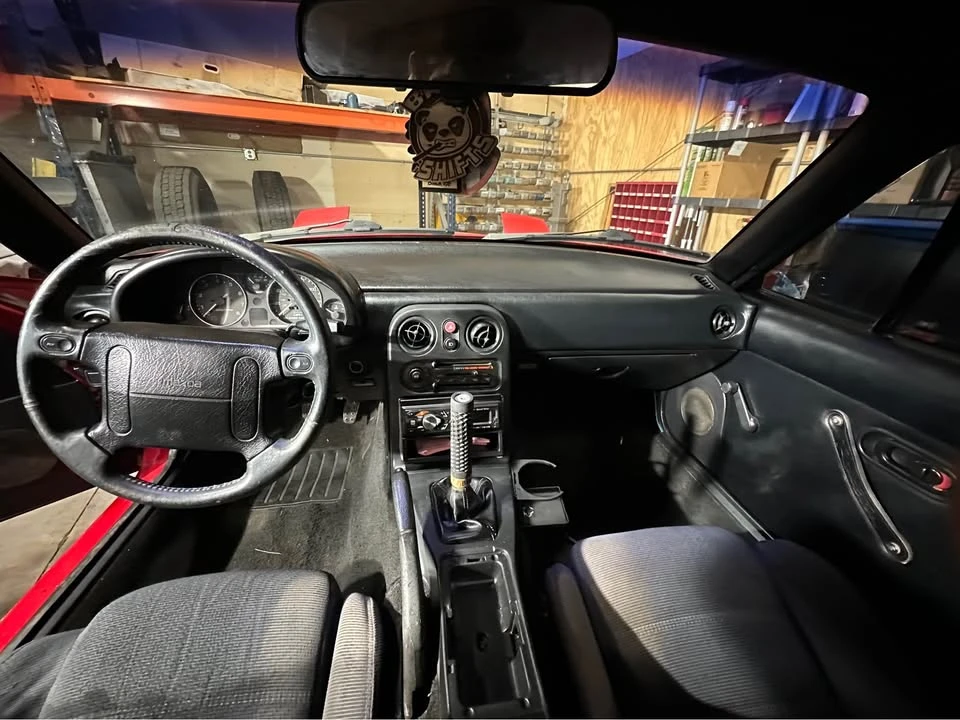 1992 Mazda NA MX-5 Miata - Image 11 of 12