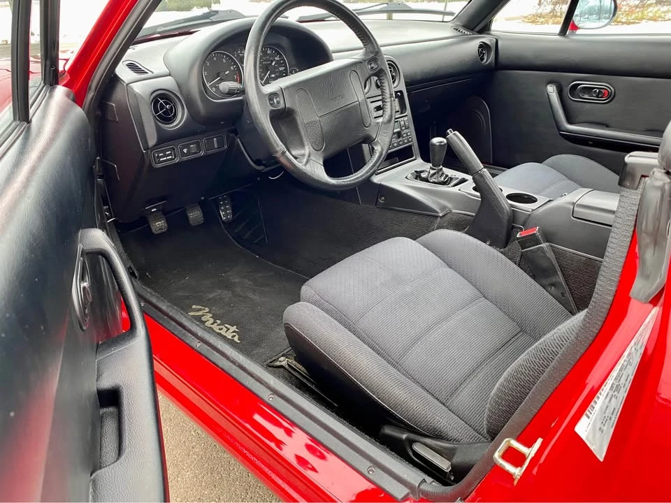 1992 Mazda NA MX-5 Miata - Image 2 of 13