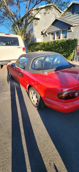 1992 Mazda NA MX-5 Miata - Image 9 of 10