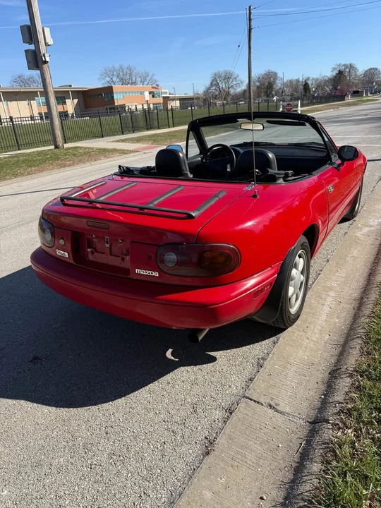1992 Mazda NA MX-5 Miata - Image 7 of 11
