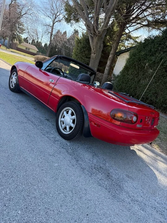 1992 Mazda NA MX-5 Miata - Image 4 of 11