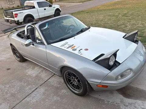 1992 Mazda MX-5 Miata RF Club Convertible 2D