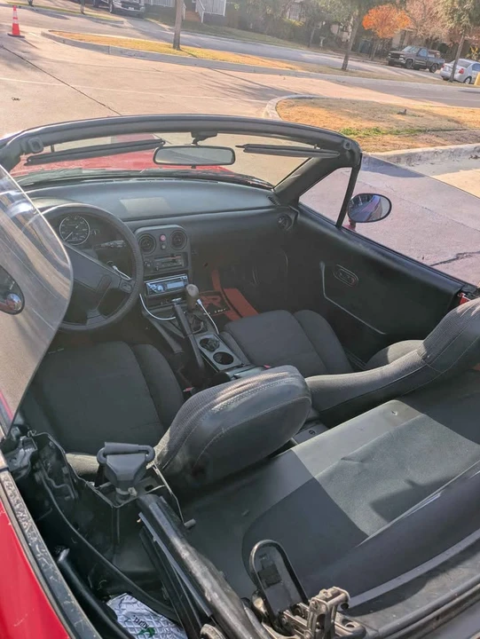 1992 Mazda NA MX-5 Miata - Image 17 of 20