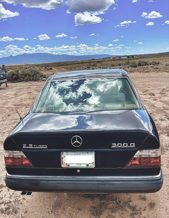 1992 Mercedes-Benz W124 E-Class - Image 4 of 4