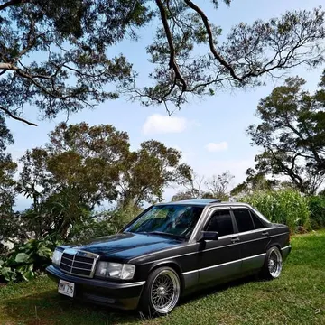 1992 Mercedes-Benz 190 E 2.3 Sedan 4D