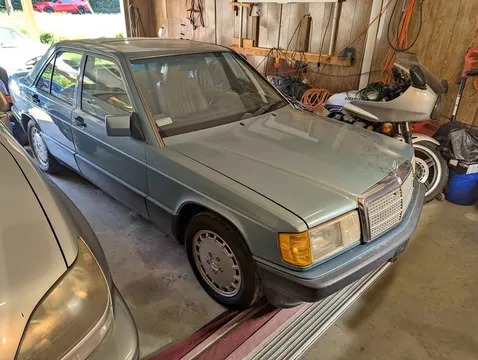 1992 Mercedes-Benz 190 E 2.3 Sedan 4D