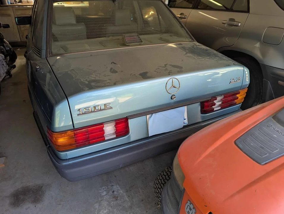 1992 Mercedes-Benz 190E - Image 2 of 6