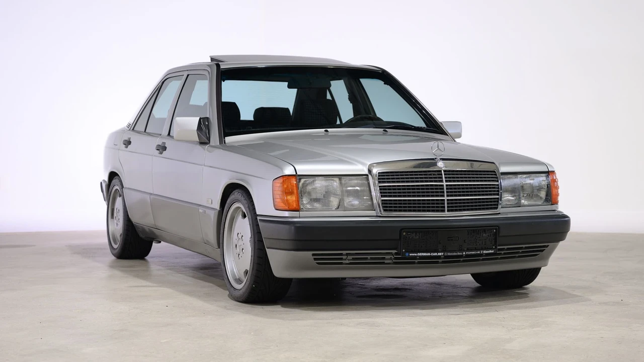 1992 Mercedes-Benz E-Class - Image 12 of 31
