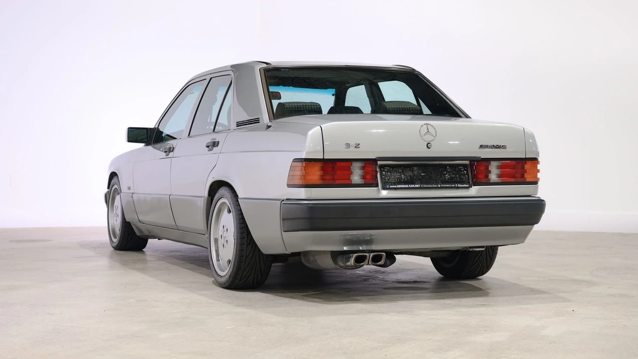 1992 Mercedes-Benz E-Class - Image 25 of 31