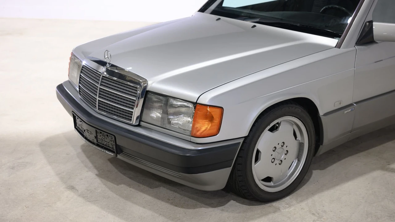 1992 Mercedes-Benz E-Class - Image 14 of 31