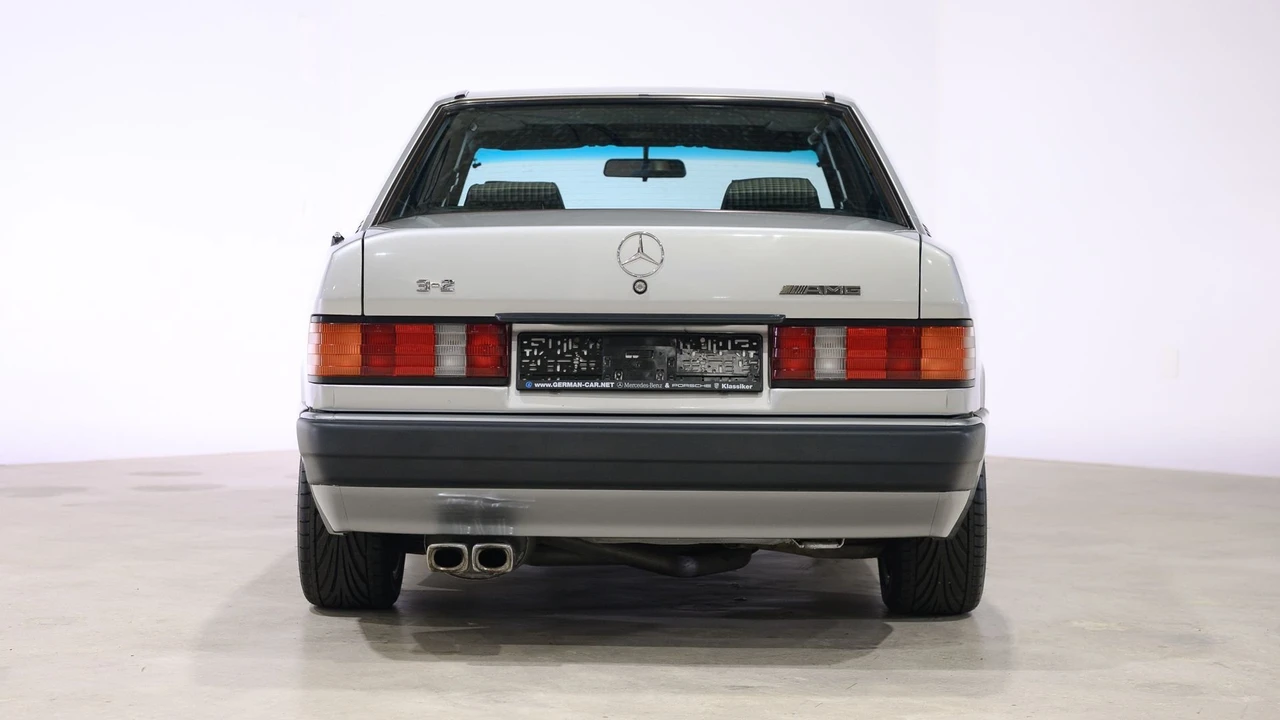 1992 Mercedes-Benz E-Class - Image 2 of 31