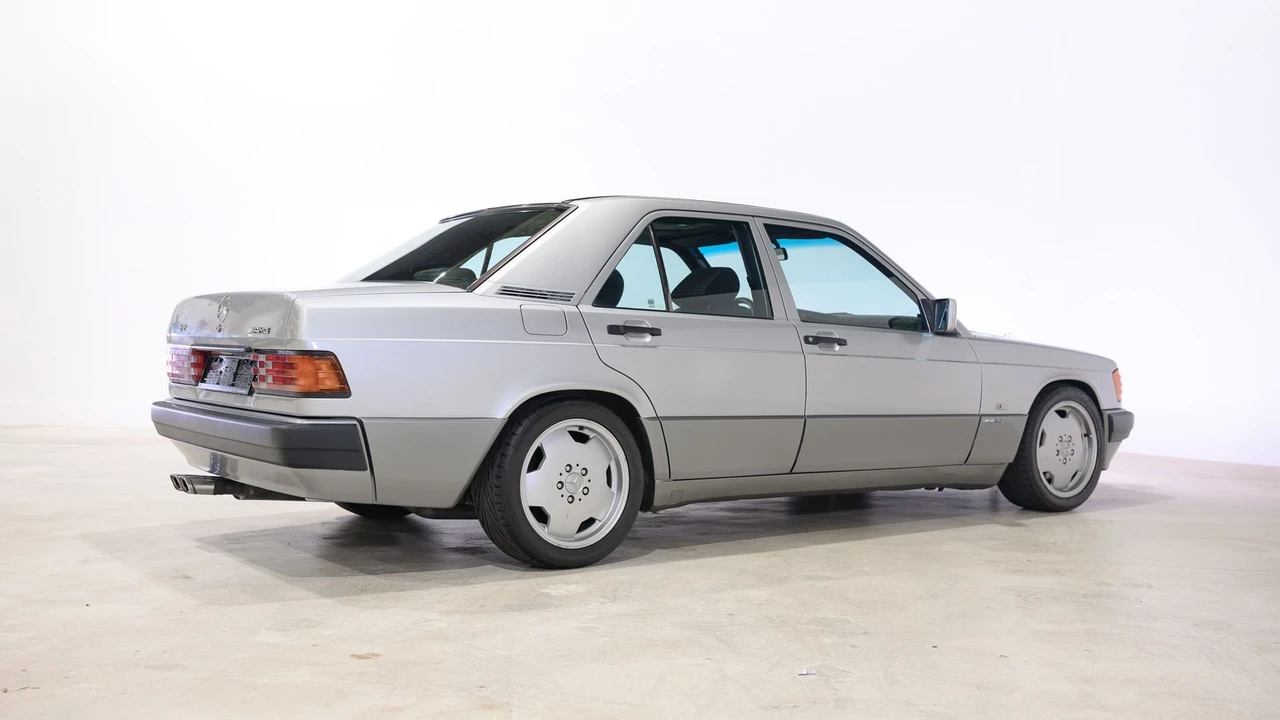 1992 Mercedes-Benz E-Class - Image 15 of 31