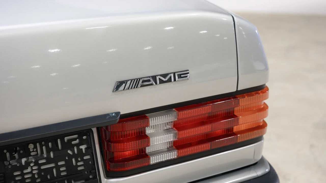 1992 Mercedes-Benz E-Class - Image 6 of 31