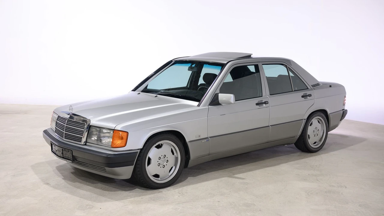 1992 Mercedes-Benz E-Class - Image 13 of 31