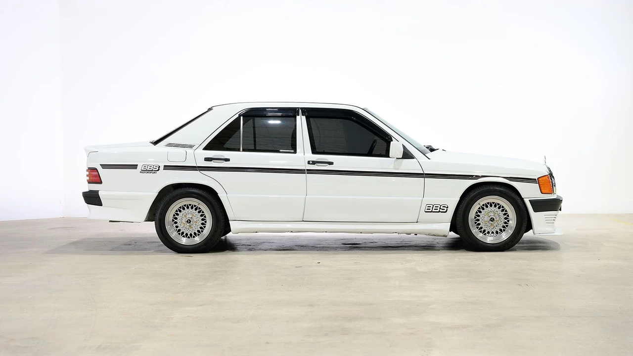 1992 Mercedes-Benz 190E - Image 3 of 31