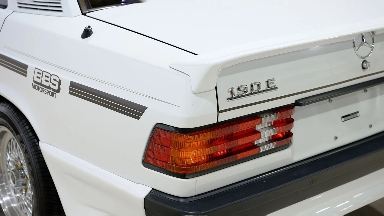 1992 Mercedes-Benz 190E - Image 31 of 31