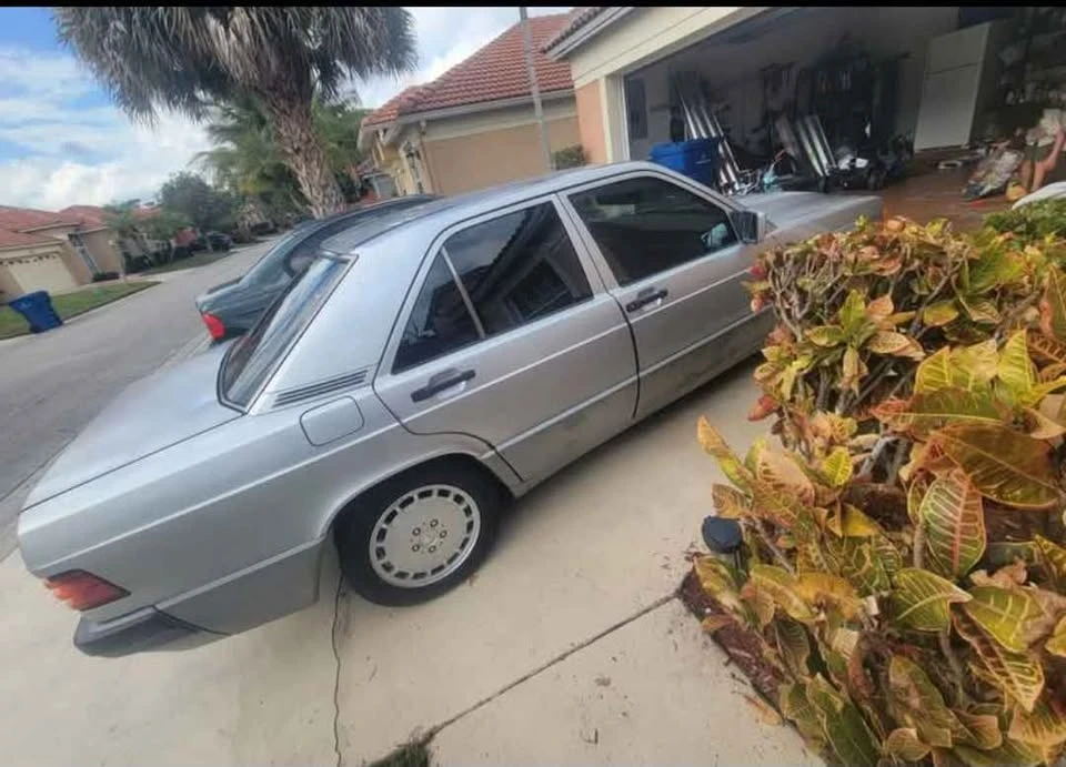 1992 Mercedes-Benz 190E - Image 3 of 6
