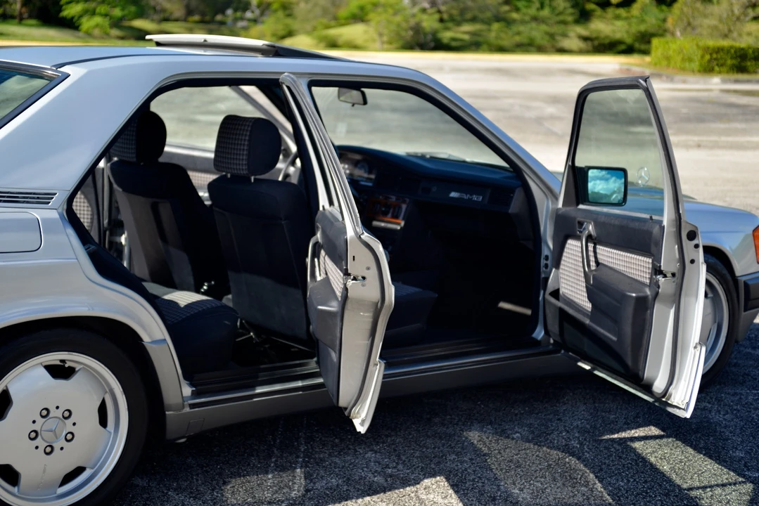 1992 Mercedes-Benz 190E - Image 21 of 21