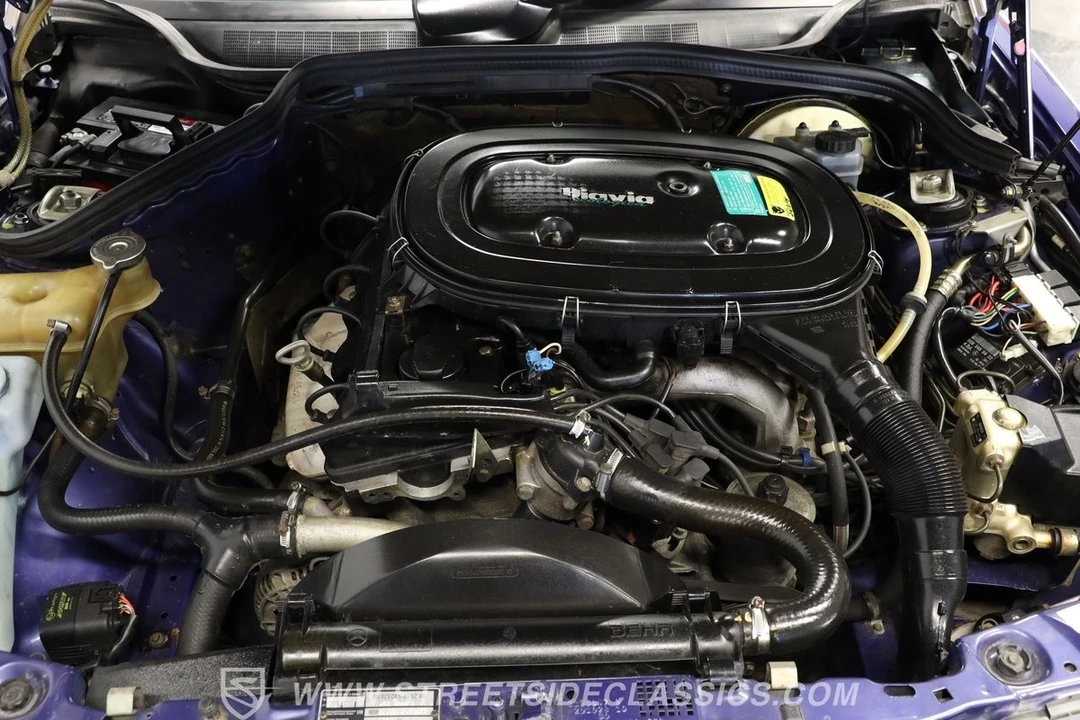 1992 Mercedes-Benz 190E - Image 4 of 12
