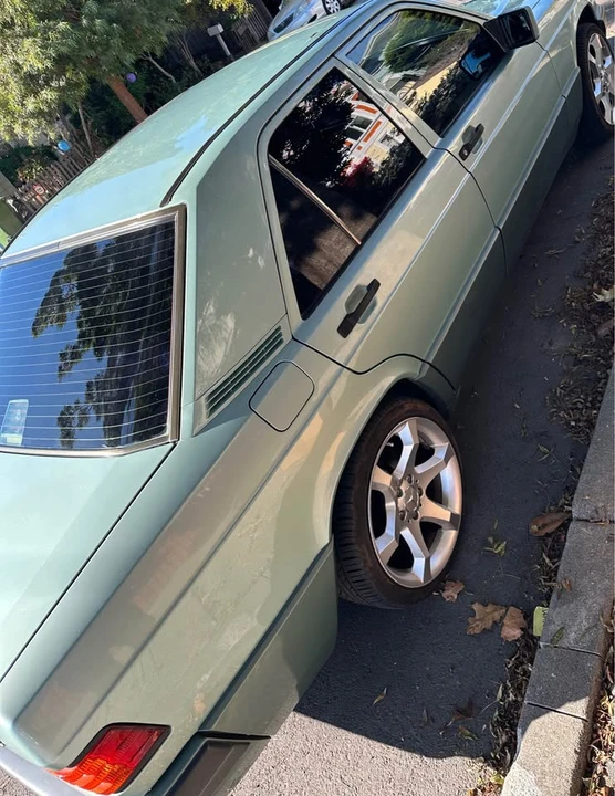 1992 Mercedes-Benz 190E - Image 5 of 6